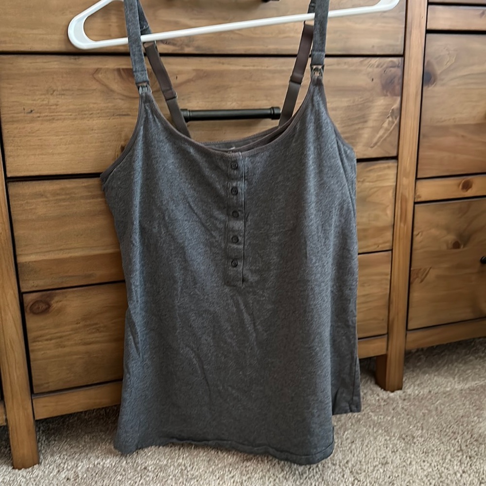 Nursing tank